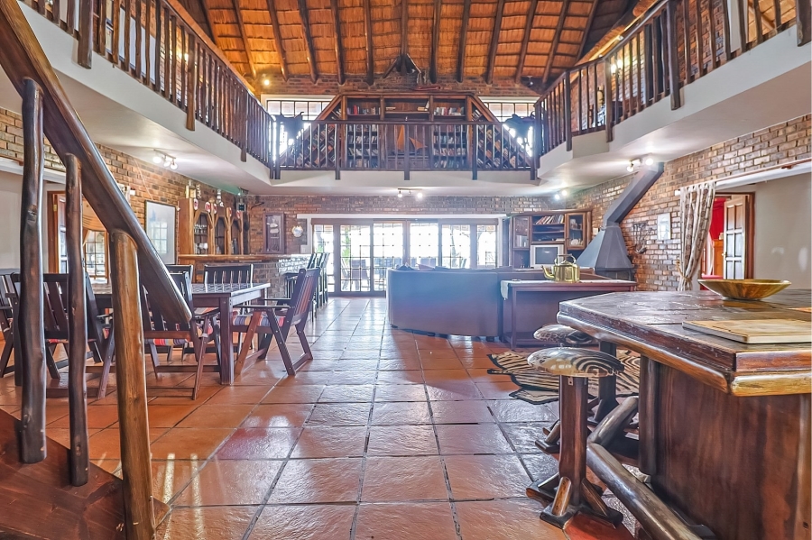 8 Bedroom Property for Sale in Oranjeville Free State